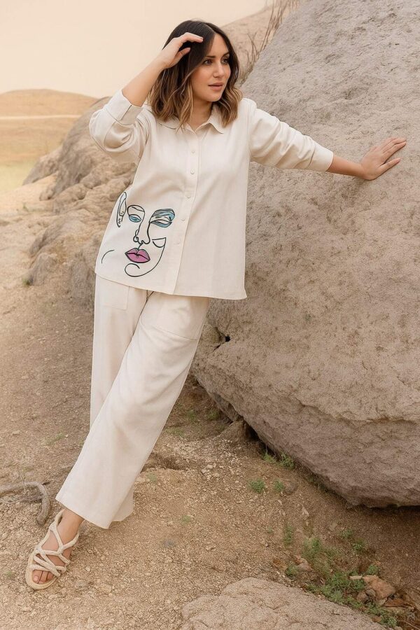 ABSTRACT FACE ART SHIRT